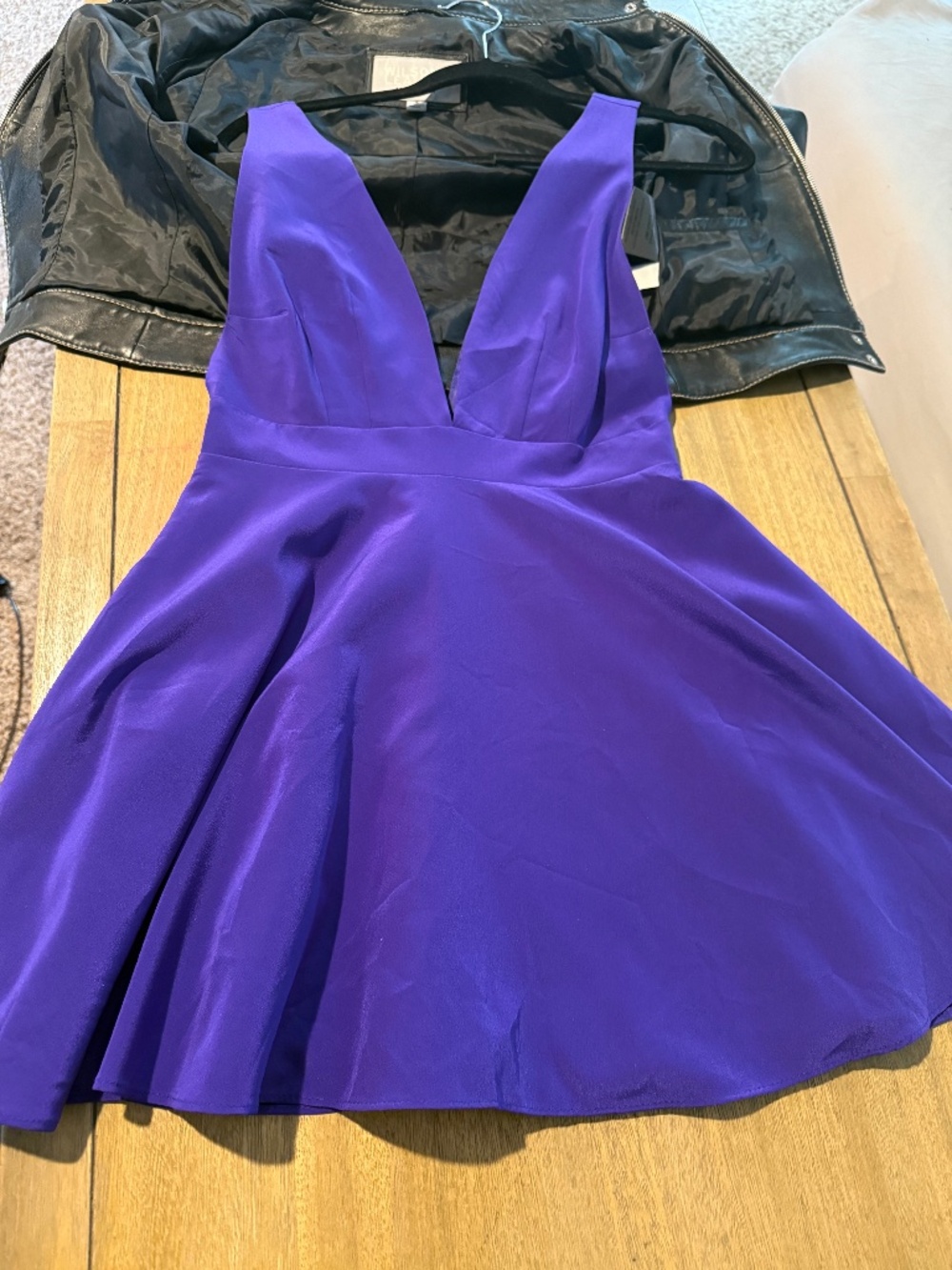 Jennifer Hope Purple Fit & Flare Cocktail Dress | Deep V Formal - Size 4
